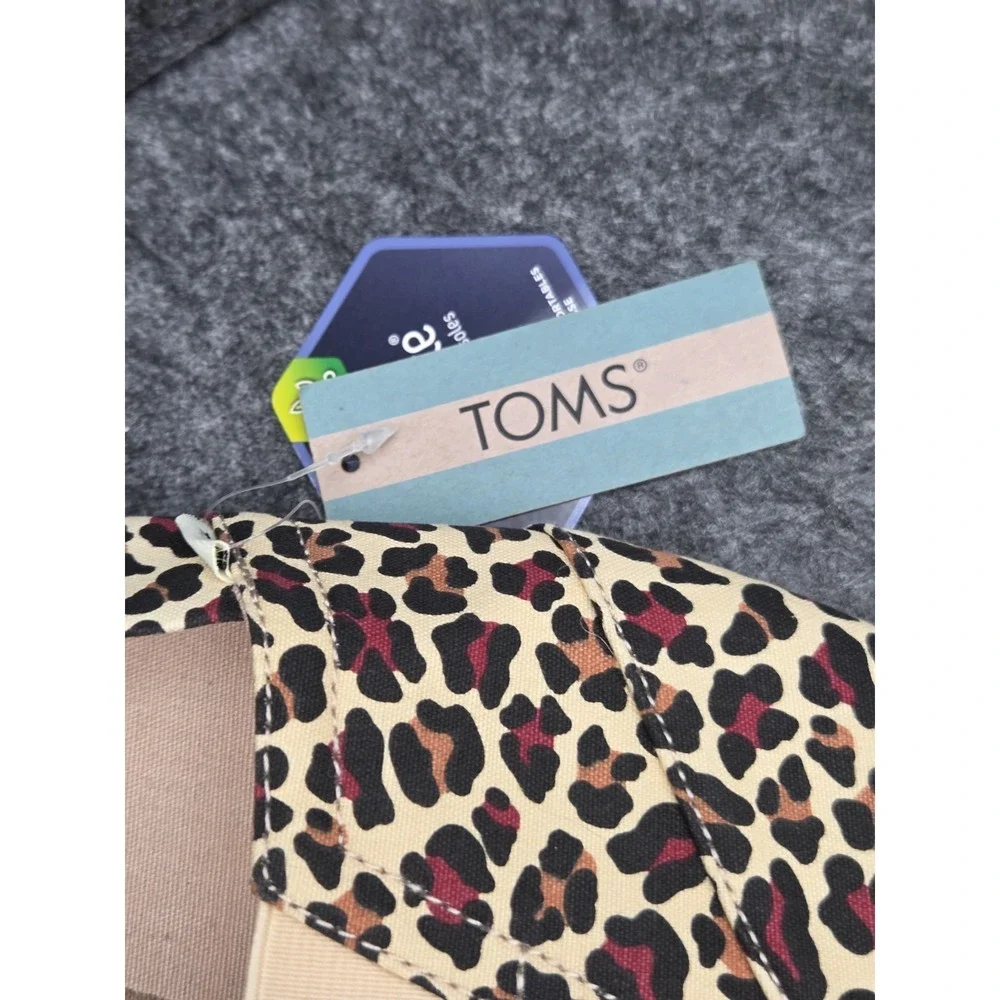NWOB TOMS Womens Alpargata Slip On Leopard Print Shoes Sz W9 Lightweight Summer